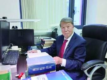 “果蝇院士”郭爱克：千钧之重 &nbsp;轻轻为之