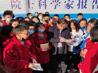 数学家励志报告受热捧